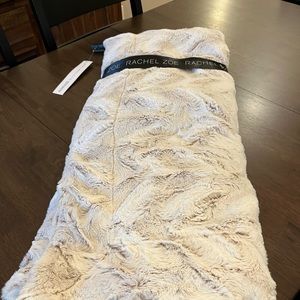 NWT Rachel Zoe Faux Fur Oversized Throw